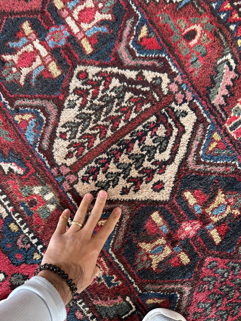 SOLD | COLOSSAL Vintage Persian Bakhtiari | Stunning Dyes, Anchor Medallion, Willow & Cypress Tree Border | 10.9 x 16.7