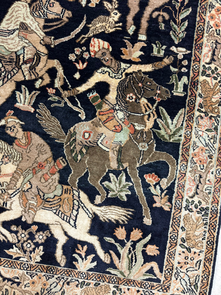 KASHMIR SILK Royal Hunting Scene Mint Condition Vintage Runner | Lovely Scenic Gem | ~ 2.6 x 10