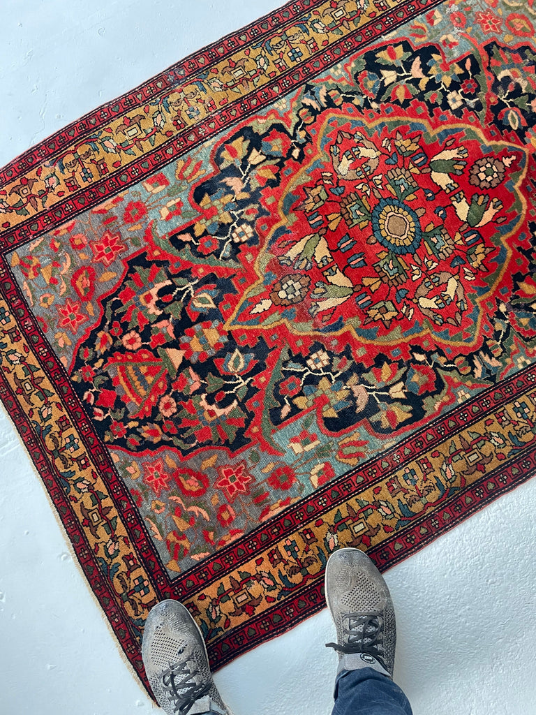 SOLD | SUPURB Antique Ferahan Sarouk with Gorgeous Dyes & Quality Wool | 3.6 x 5.1