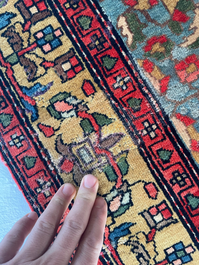 SOLD | SUPURB Antique Ferahan Sarouk with Gorgeous Dyes & Quality Wool | 3.6 x 5.1