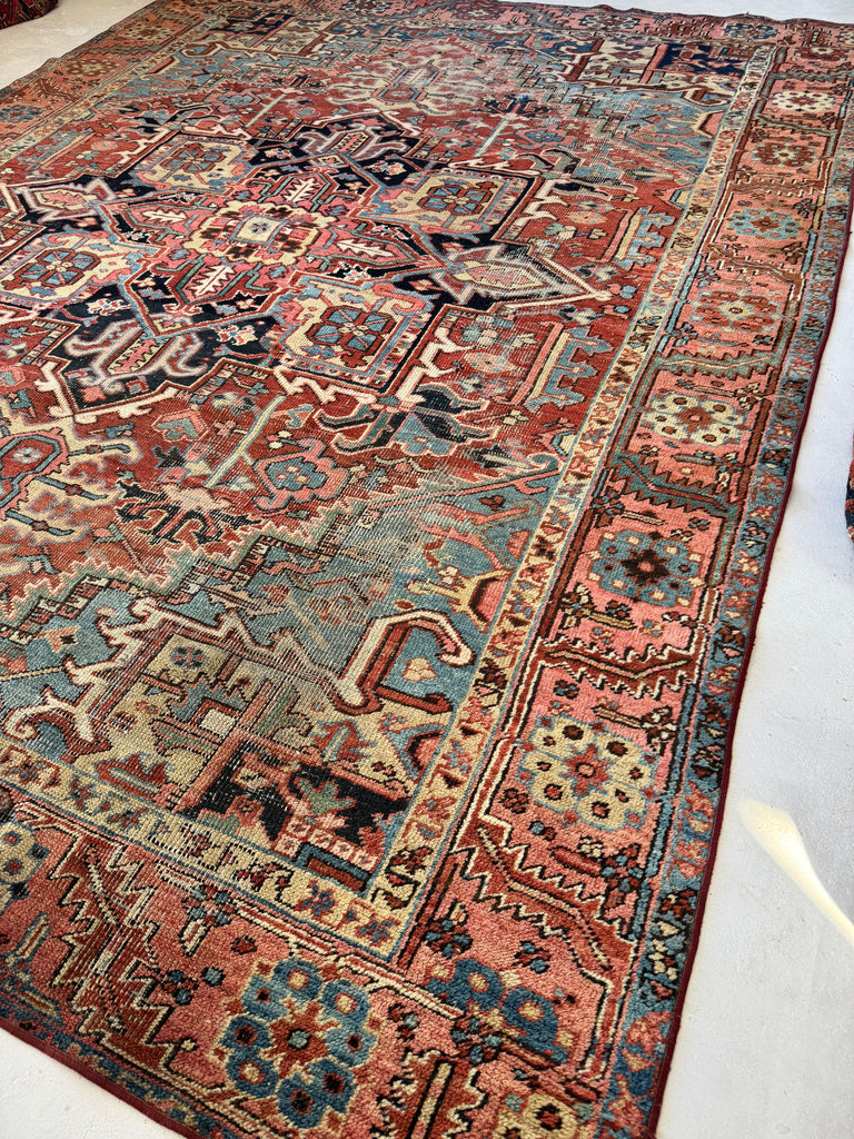 SENSATIONAL Antique Heriz in Rare Coral Pink Border with Water Blue Corners | 9.9 x 12.6