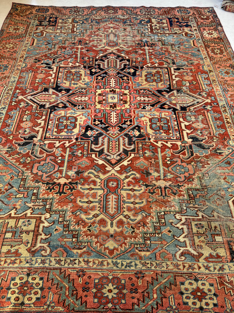 SENSATIONAL Antique Heriz in Rare Coral Pink Border with Water Blue Corners | 9.9 x 12.6