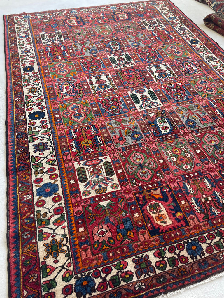 CHEERFUL Semi-Antique Persian Bakhtiari with Iconic Garden Design | Wonderful Colors | 7.2 x 10.7