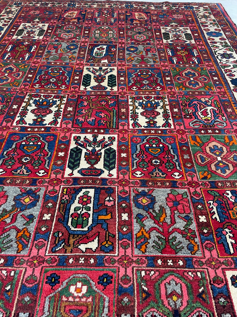 CHEERFUL Semi-Antique Persian Bakhtiari with Iconic Garden Design | Wonderful Colors | 7.2 x 10.7