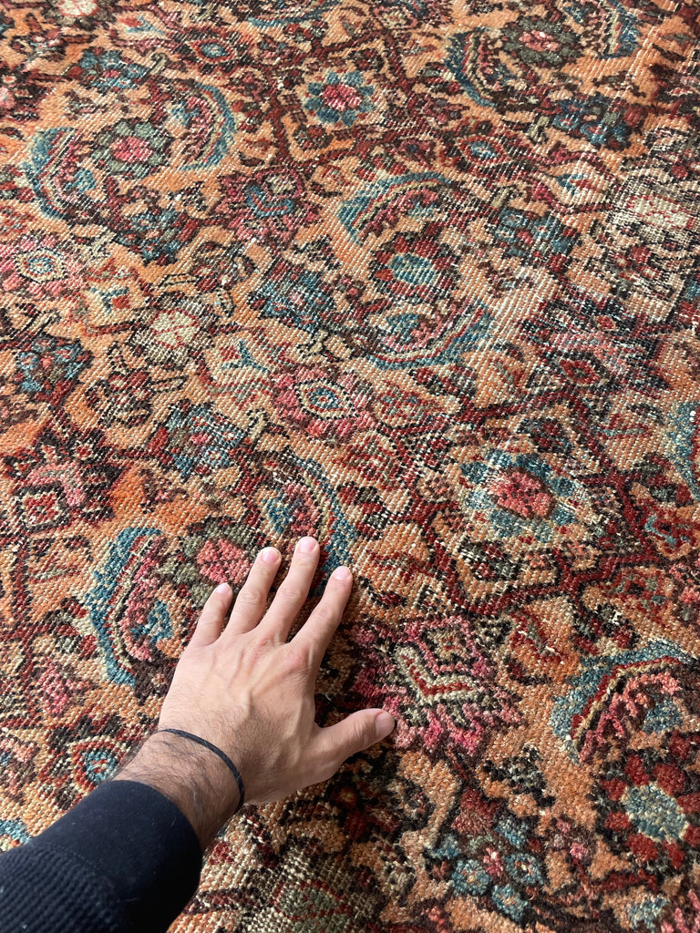 RESERVED FOR PHOTOSHOOT*** BEAUTIFUL Apricot & Ice Blue Antique Mahal | Unique Color with Nice Plush Wool | 8 x 10