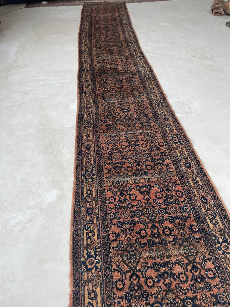 RESERVED FOR PHOTOSHOOT*** ~ 20 FOOT LONG Deep Coral & Glowiinng Blush with Indigo & Army Green Runner | 2.8 x 19.7