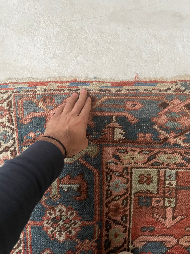 STUNNING Slender European Sized Antique Heriz-Serapi | Sophisticated Old World Art | 8.2 x 13