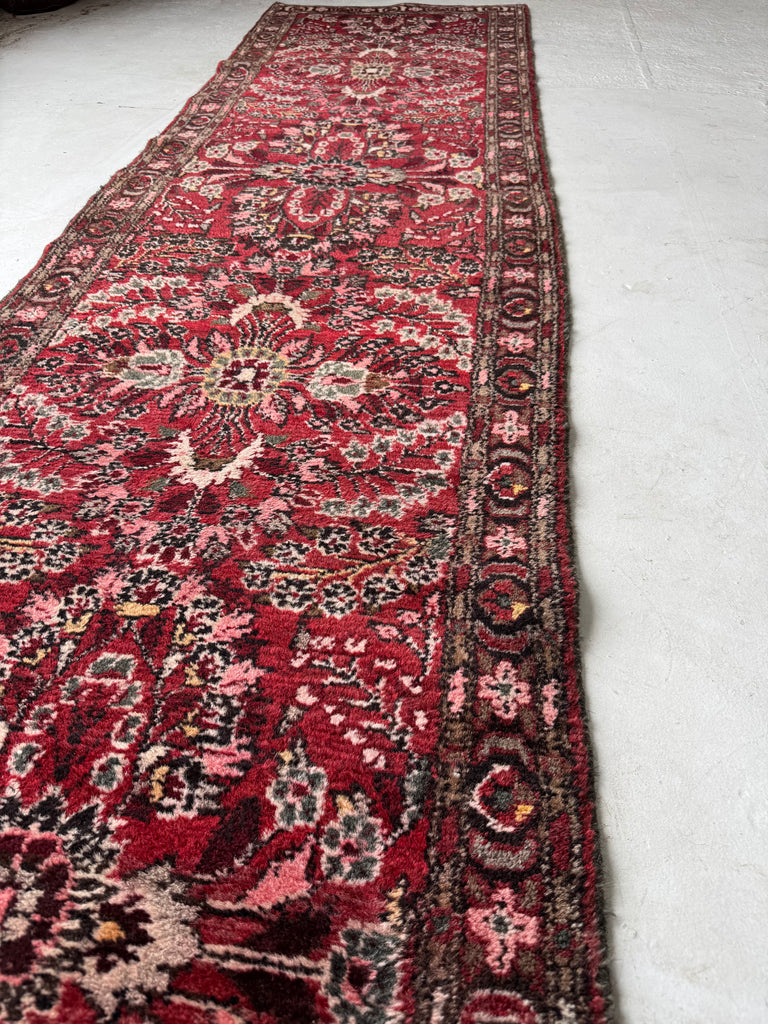 MINT Botanical Vintage Persian Sarouk Runner | Scarlet, Grey, Taupe, Rose, Walnut | 2.10 x 9.10