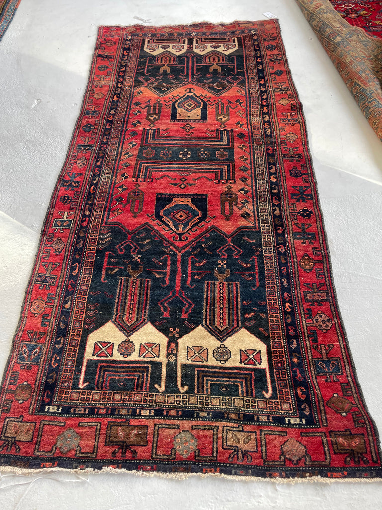 LOVELY Vintage Persian Tribal Navahand | Mint Condition | Moody, Funky & Juicy Rug | 4.1 x 8.4
