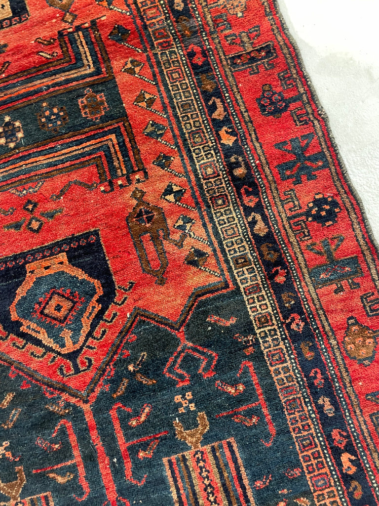 LOVELY Vintage Persian Tribal Navahand | Mint Condition | Moody, Funky & Juicy Rug | 4.1 x 8.4