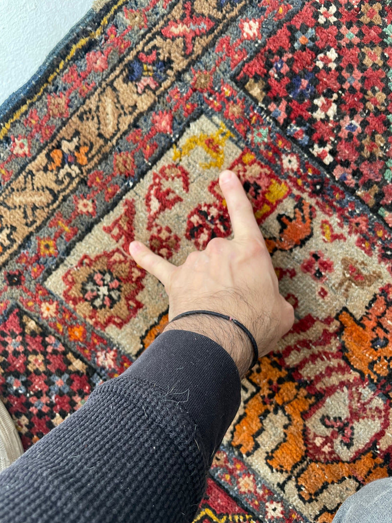 KISSING LIONS / LEOPARDS 😘  Rare & Decorative Antique Runner with Duel Feline Subjects [Wedding Rug?] | 2.11 x 10.6