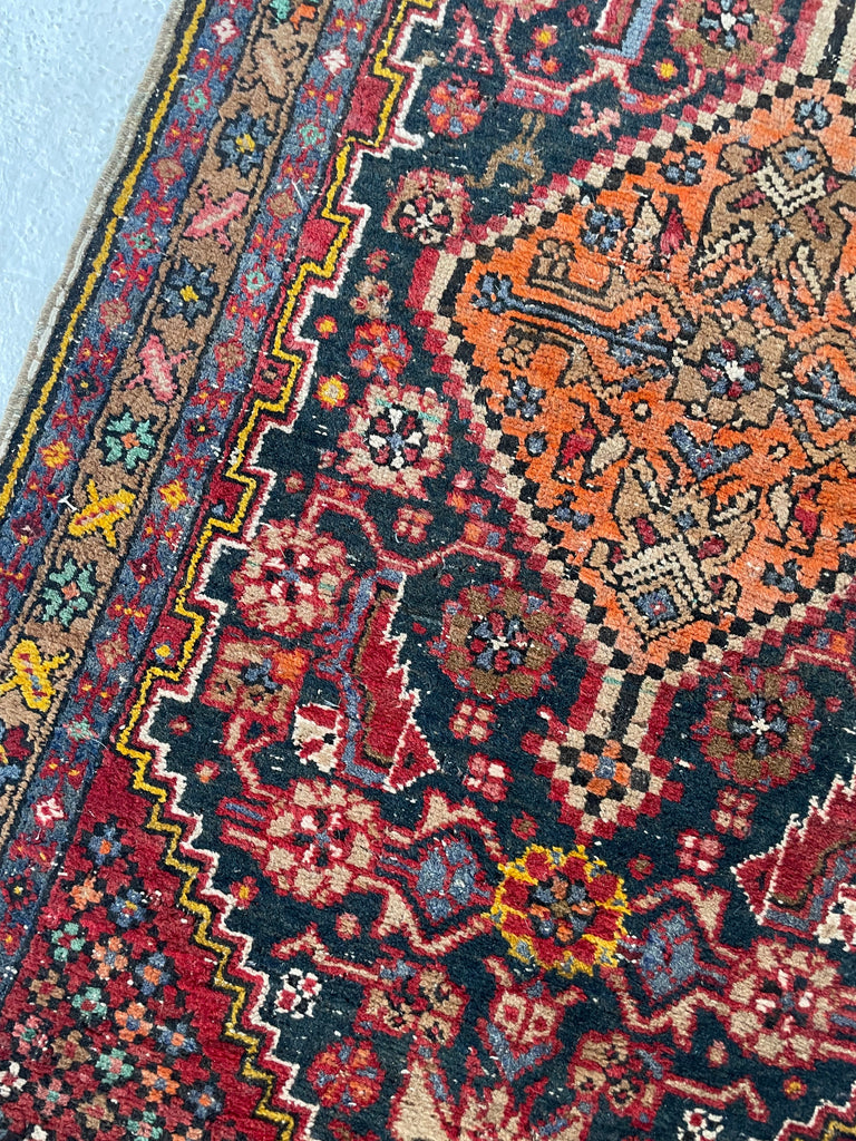 KISSING LIONS / LEOPARDS 😘  Rare & Decorative Antique Runner with Duel Feline Subjects [Wedding Rug?] | 2.11 x 10.6