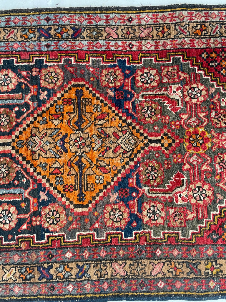 KISSING LIONS / LEOPARDS 😘  Rare & Decorative Antique Runner with Duel Feline Subjects [Wedding Rug?] | 2.11 x 10.6