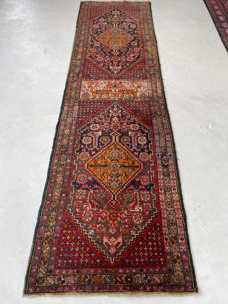 KISSING LIONS / LEOPARDS 😘  Rare & Decorative Antique Runner with Duel Feline Subjects [Wedding Rug?] | 2.11 x 10.6