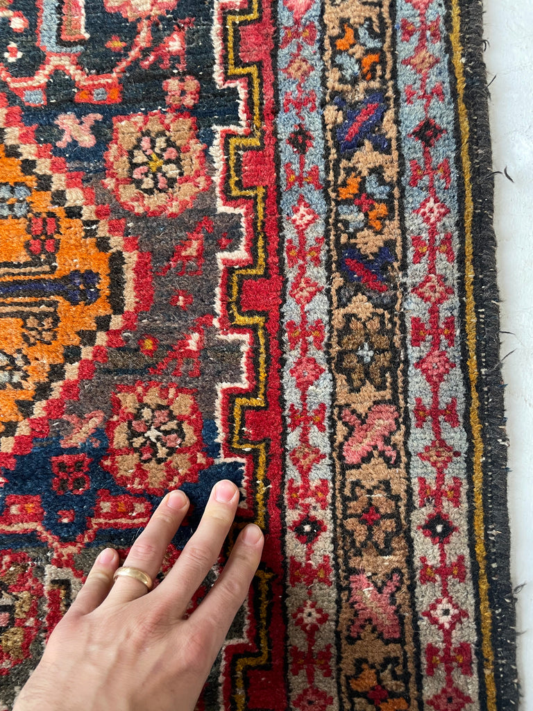 KISSING LIONS / LEOPARDS 😘  Rare & Decorative Antique Runner with Duel Feline Subjects [Wedding Rug?] | 2.11 x 10.6