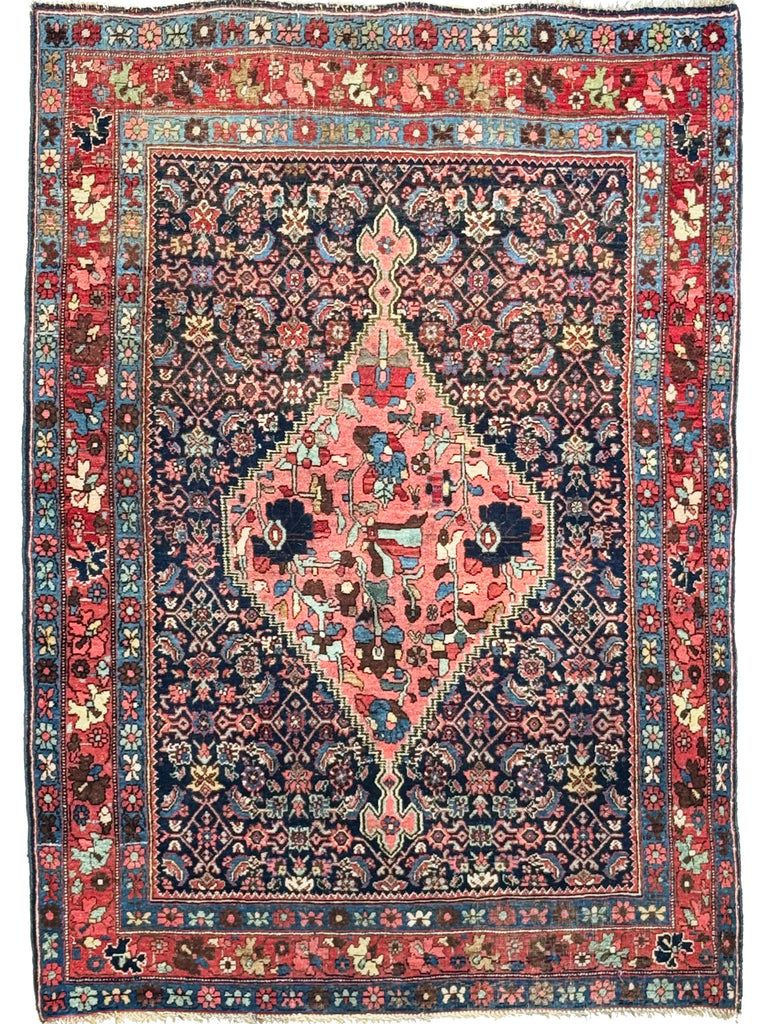 UNIQUE Halvai Bidjar with ASYMMETRICAL Harshang Medallion | Lovely Piece | 3.8 x 5.2