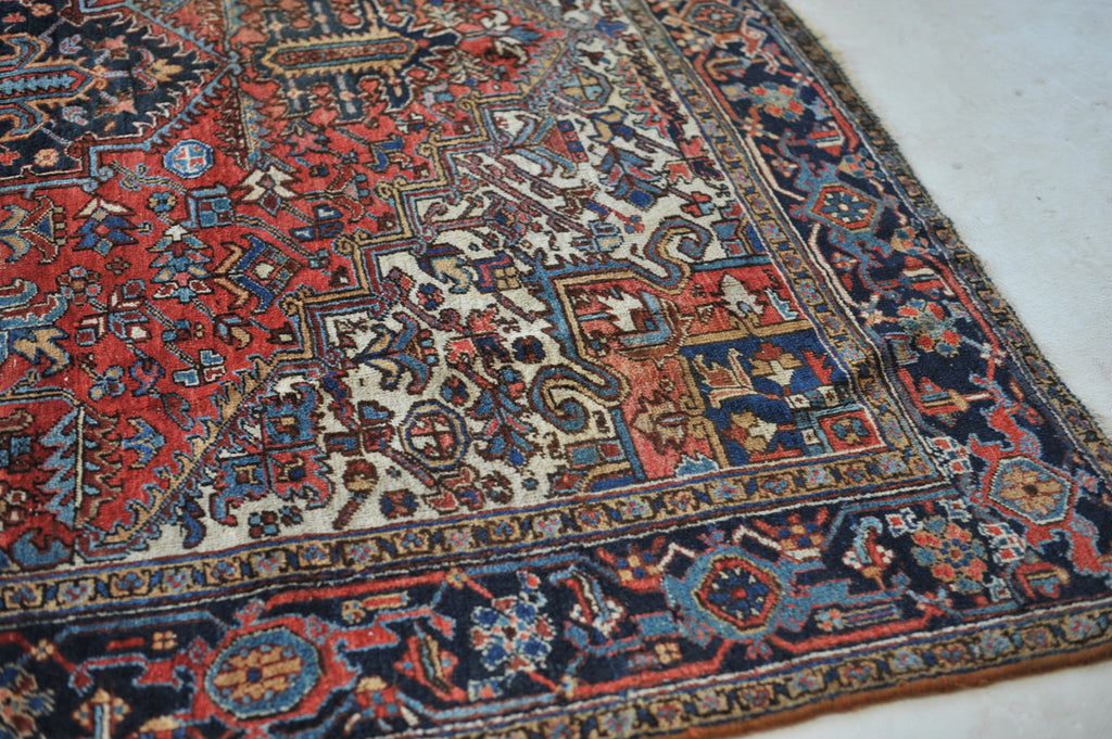 SOLD | Vintage Beauty | Timeless Northwest with Strawberry/Cherry Reds & Blueberry Blues | 9.1 x 11.6
