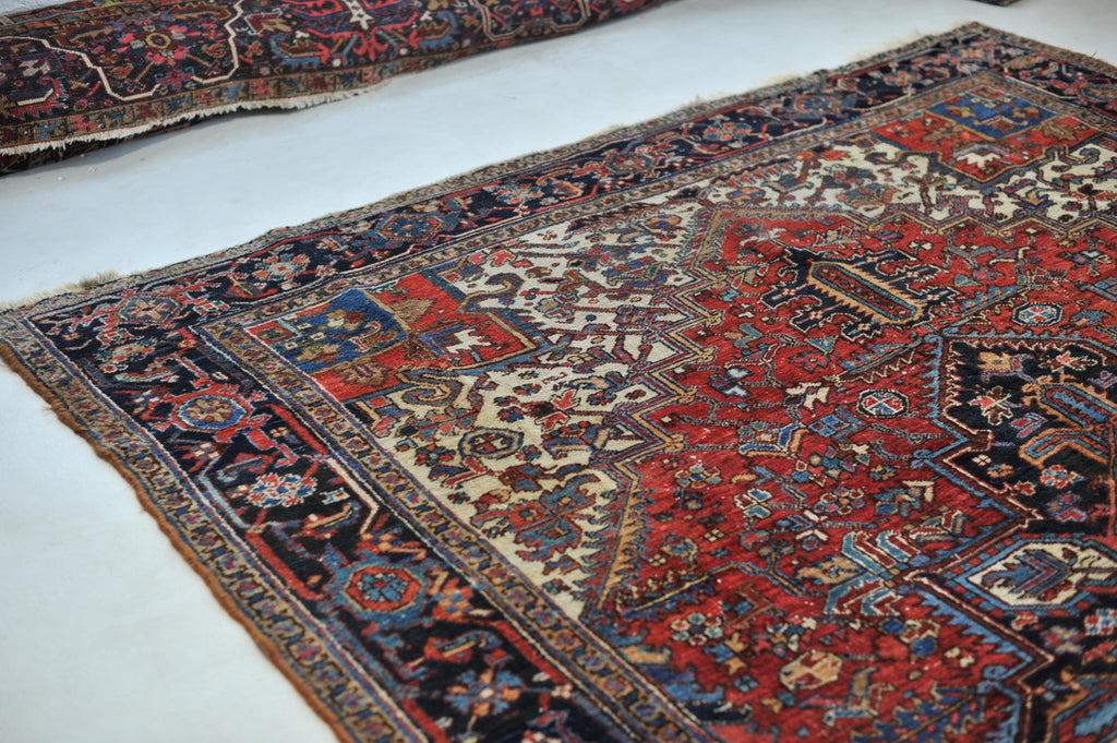 SOLD | Vintage Beauty | Timeless Northwest with Strawberry/Cherry Reds & Blueberry Blues | 9.1 x 11.6