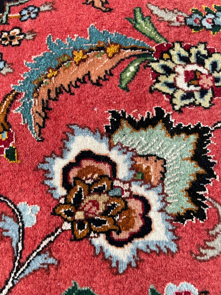 MASTERPIECE TABRIZ | Over 1M KNOTS in Nearly MINT Condition | Fine Silk Highlights with Royal Bird Motifs | 9.7 x 13.6