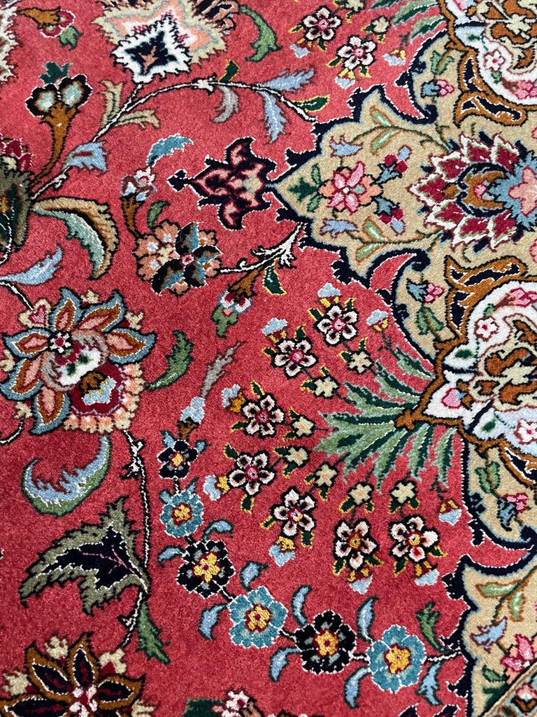 MASTERPIECE TABRIZ | Over 1M KNOTS in Nearly MINT Condition | Fine Silk Highlights with Royal Bird Motifs | 9.7 x 13.6