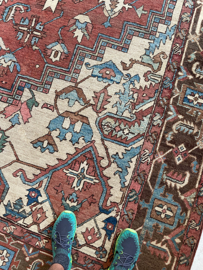 SOLD | MINT CONDITION PALACE SIZE Antique Persian Serapi-Heriz | All-Encompassing Beauty | Rust, Walnut, Midnight Blue, Salmon-Rose, Denim | 11.3 x 15.5