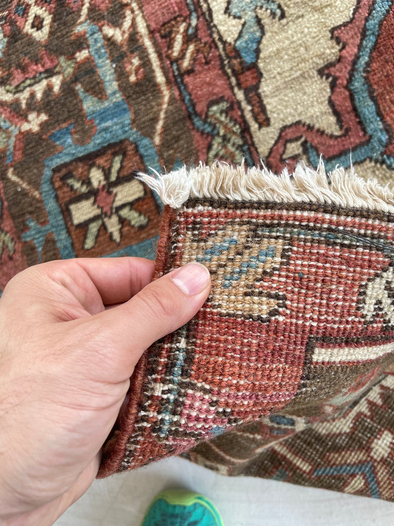 SOLD | MINT CONDITION PALACE SIZE Antique Persian Serapi-Heriz | All-Encompassing Beauty | Rust, Walnut, Midnight Blue, Salmon-Rose, Denim | 11.3 x 15.5