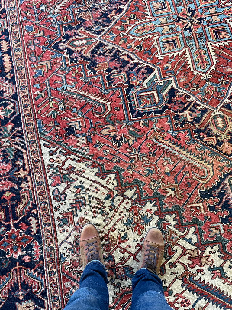 Large Heriz Antique Rug  | Powerful Medallion & Geometric Design | 9.4 x 13.4