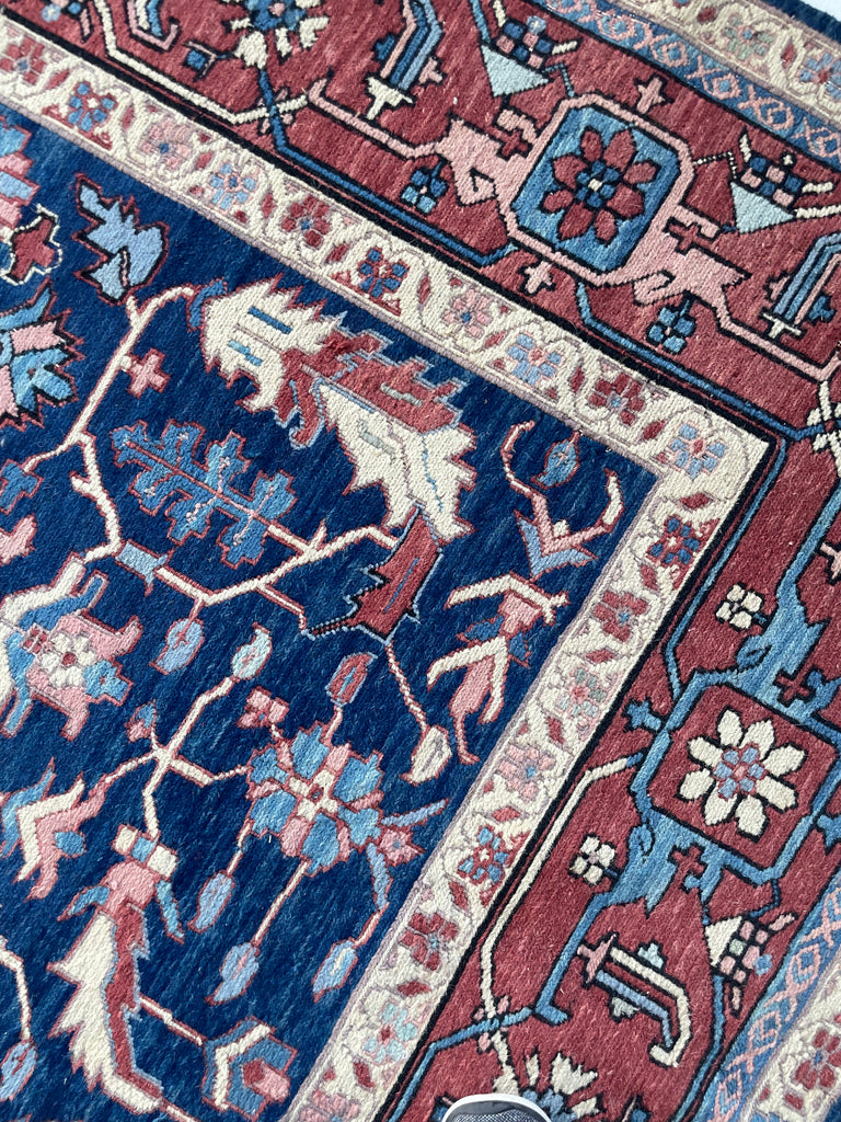 SOLD | BRILLIANT Vintage Flat-weave Sumac | Serapi-Heriz Design Marbling Midnight Blues with Seafoam & Pink | 7.10 x 9.11