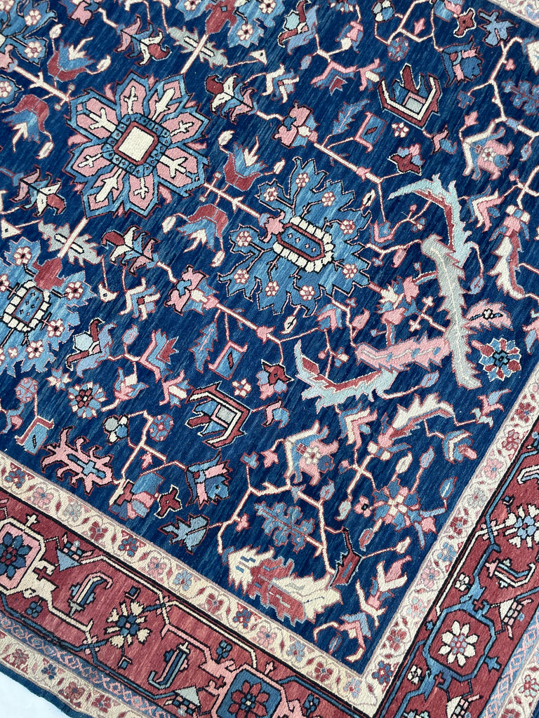 SOLD | BRILLIANT Vintage Flat-weave Sumac | Serapi-Heriz Design Marbling Midnight Blues with Seafoam & Pink | 7.10 x 9.11