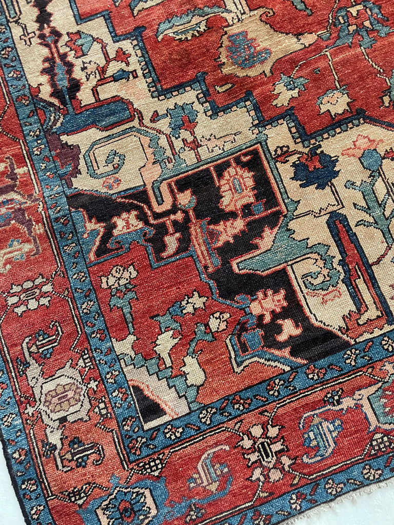 SOLD | ENORMOUS Palace Size Vintage Serapi Design | Decorative Rust, Aubergine Plum, Caramel, Apricot | 9.10 x 16.7