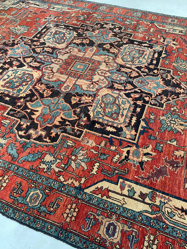 SOLD | ENORMOUS Palace Size Vintage Serapi Design | Decorative Rust, Aubergine Plum, Caramel, Apricot | 9.10 x 16.7