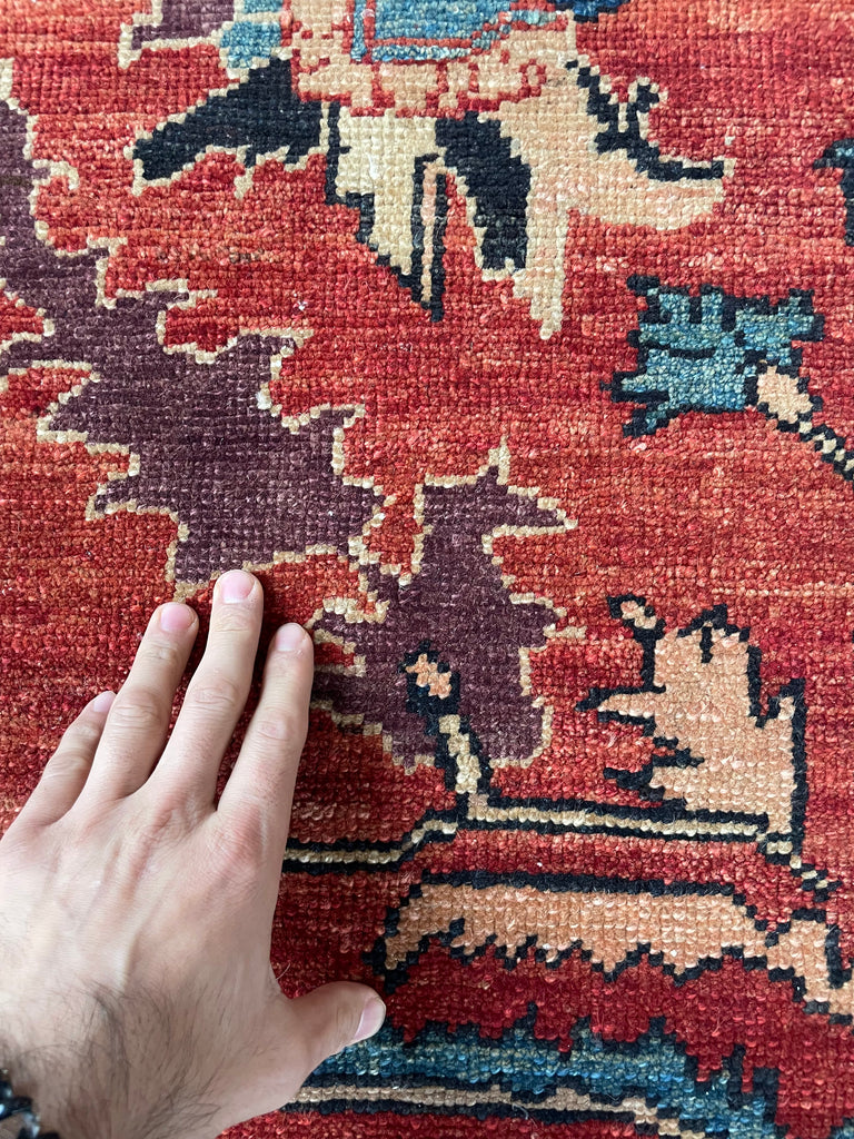SOLD | ENORMOUS Palace Size Vintage Serapi Design | Decorative Rust, Aubergine Plum, Caramel, Apricot | 9.10 x 16.7