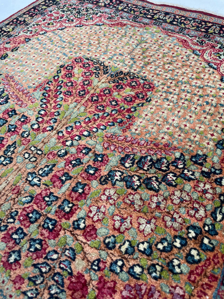SUPURB Antique Mat | Powerful Sprawling Tree Of Life Design, Silky Wool Natural Dyes | 2 x 3