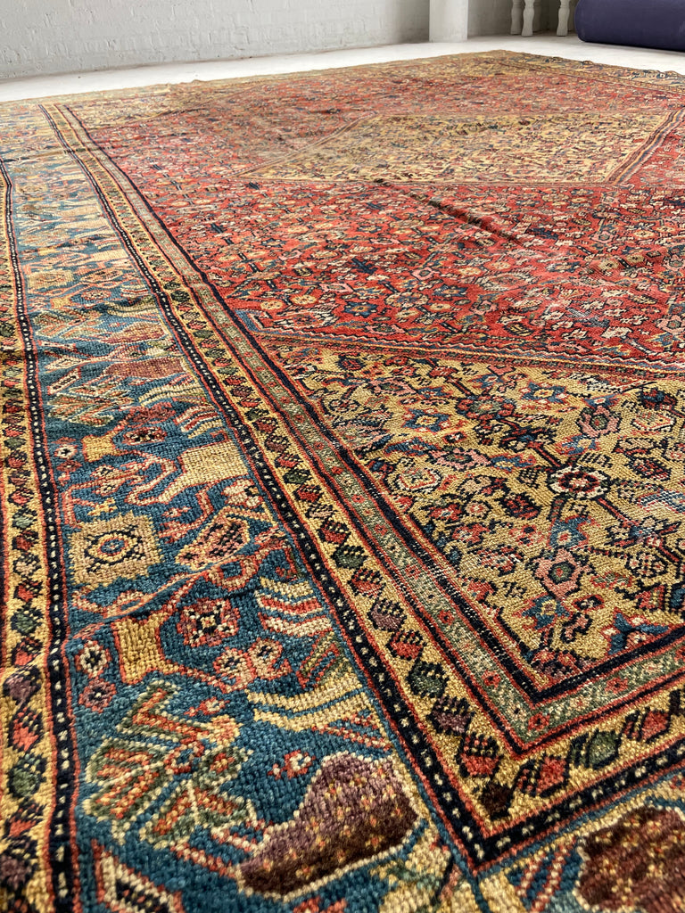 SOLD | INCREDIBLE Antique Persian Mahal, C. 1920-30's, Camel Corners with INCREDIBLE Bakshayesh Blue & Blue-Green Border | 8.4 x 12
