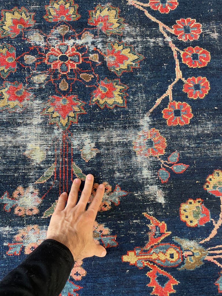 MOODY Antique Lilihan Persian Rug | Open Dancing Vines | 7.9 x 10.2