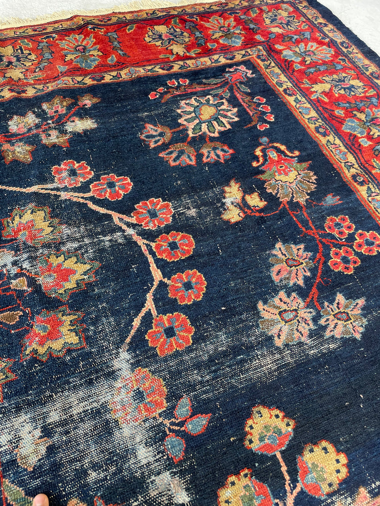 MOODY Antique Lilihan Persian Rug | Open Dancing Vines | 7.9 x 10.2