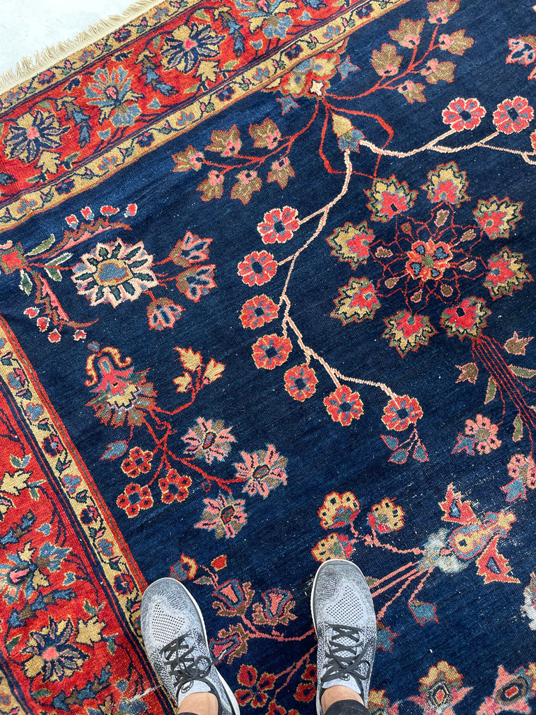 MOODY Antique Lilihan Persian Rug | Open Dancing Vines | 7.9 x 10.2