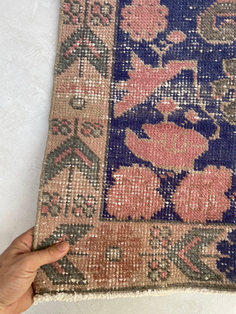4.2 x 6.8 | Muted & Distressed Vintage Turkish Rug