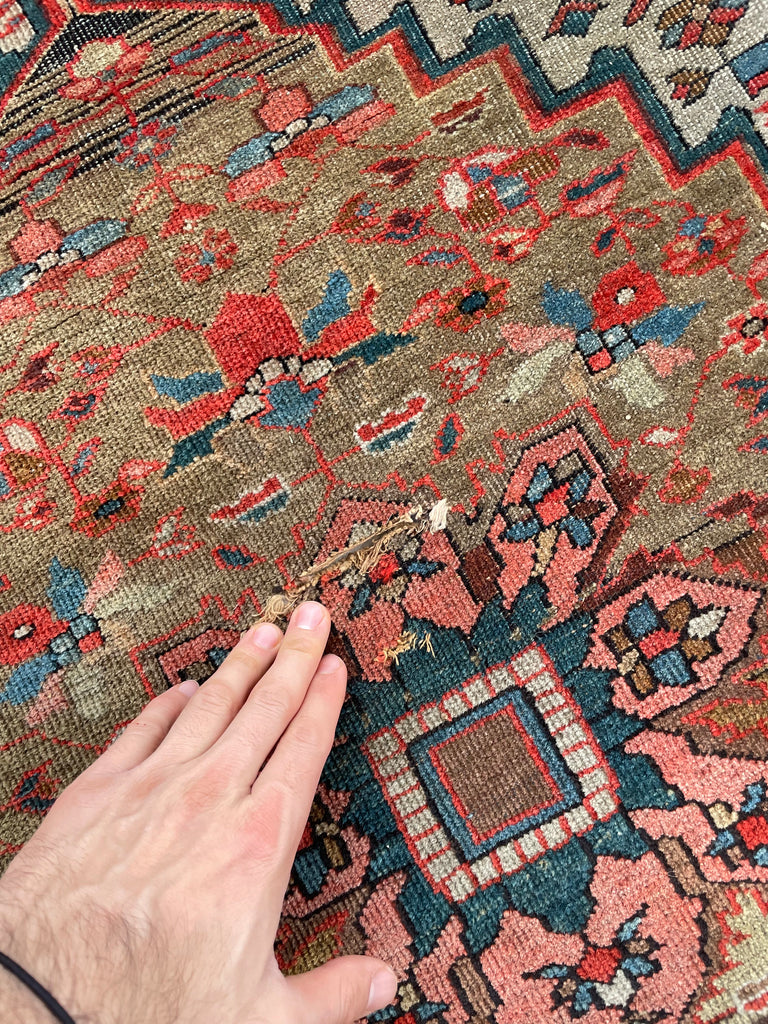 SEDONA Antique Ferahan Sarouk Rug | Soft Earthy Hues with Warm and Cool Hues | 4.3 x 6.7