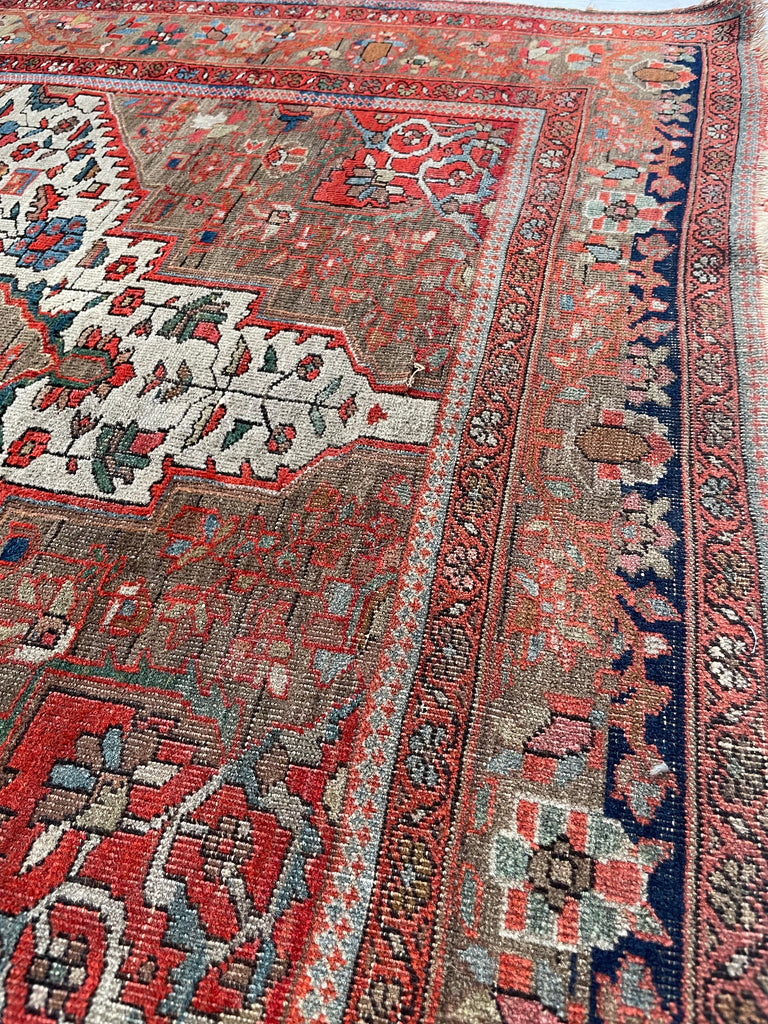 SEDONA Antique Ferahan Sarouk Rug | Soft Earthy Hues with Warm and Cool Hues | 4.3 x 6.7