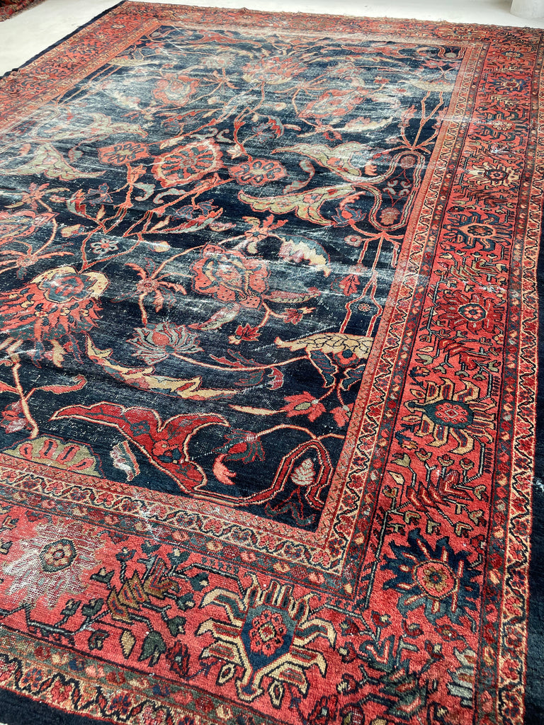 GORGEOUS Distressed Arabesque Antique Persian Mahal | Large Spirling Root & Vine Motif | 10.4 x 14