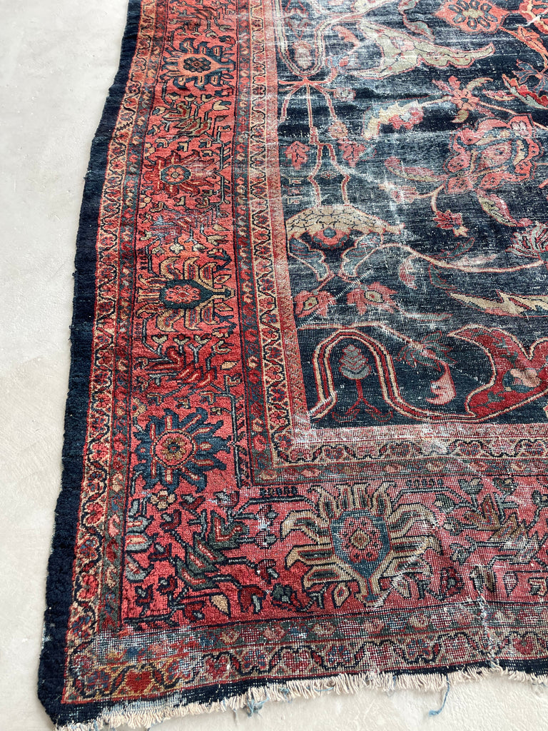 GORGEOUS Distressed Arabesque Antique Persian Mahal | Large Spirling Root & Vine Motif | 10.4 x 14