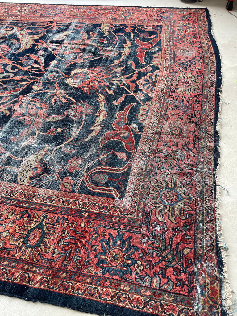 GORGEOUS Distressed Arabesque Antique Persian Mahal | Large Spirling Root & Vine Motif | 10.4 x 14