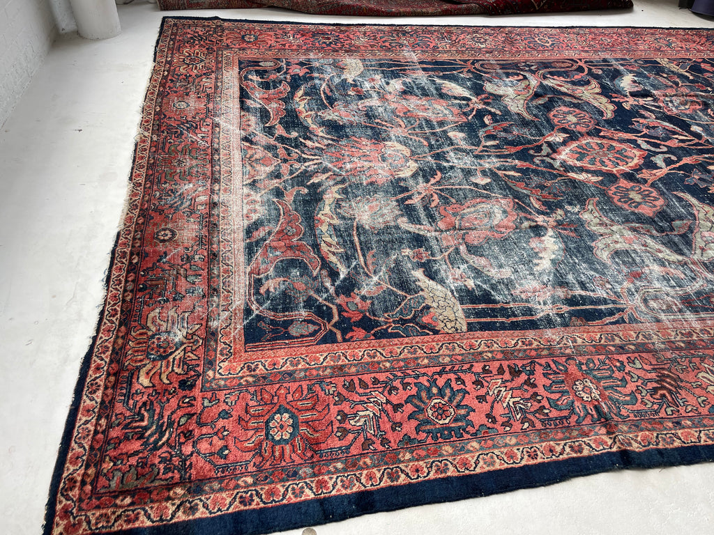 GORGEOUS Distressed Arabesque Antique Persian Mahal | Large Spirling Root & Vine Motif | 10.4 x 14