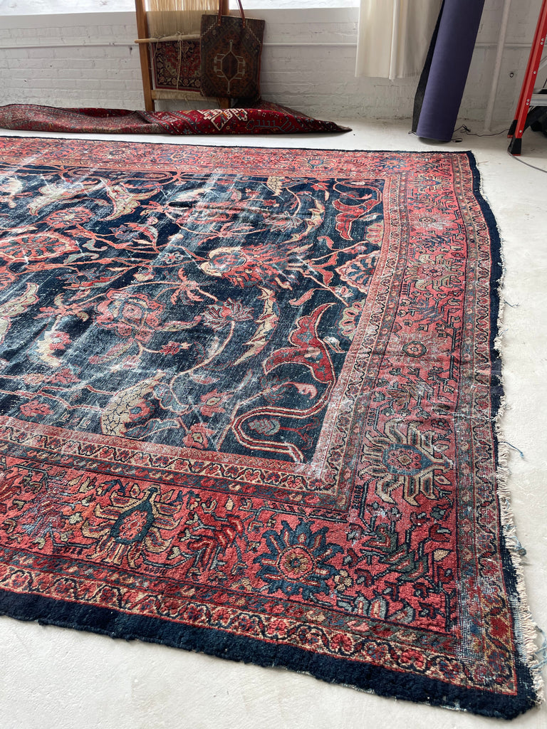 GORGEOUS Distressed Arabesque Antique Persian Mahal | Large Spirling Root & Vine Motif | 10.4 x 14