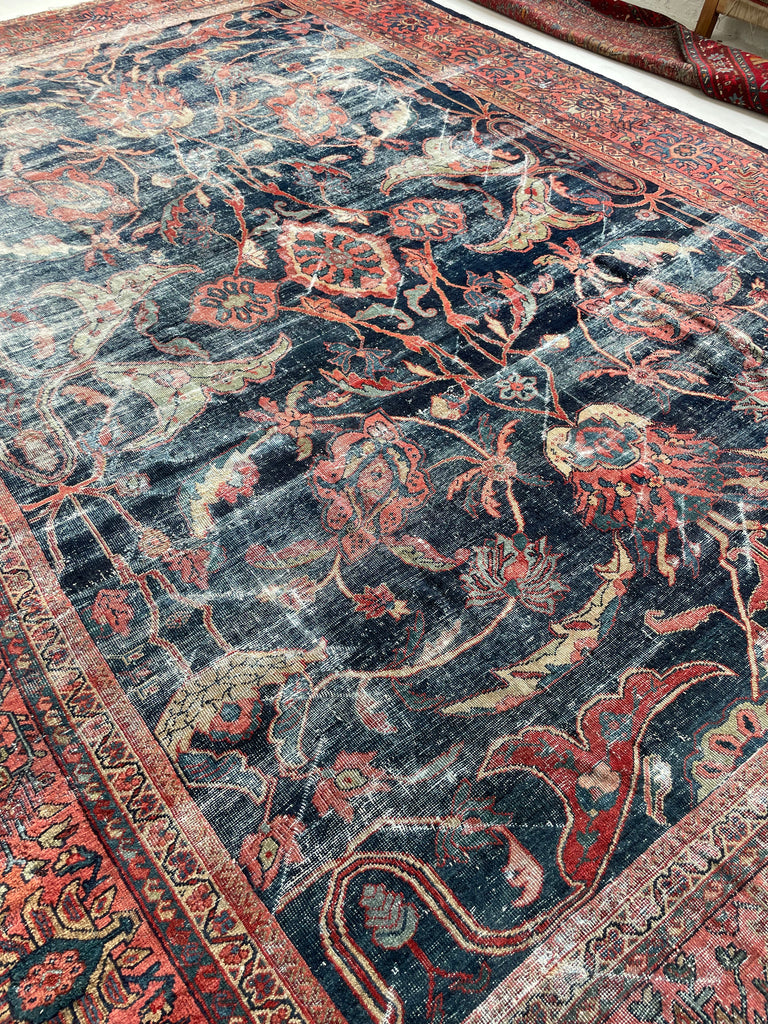 GORGEOUS Distressed Arabesque Antique Persian Mahal | Large Spirling Root & Vine Motif | 10.4 x 14