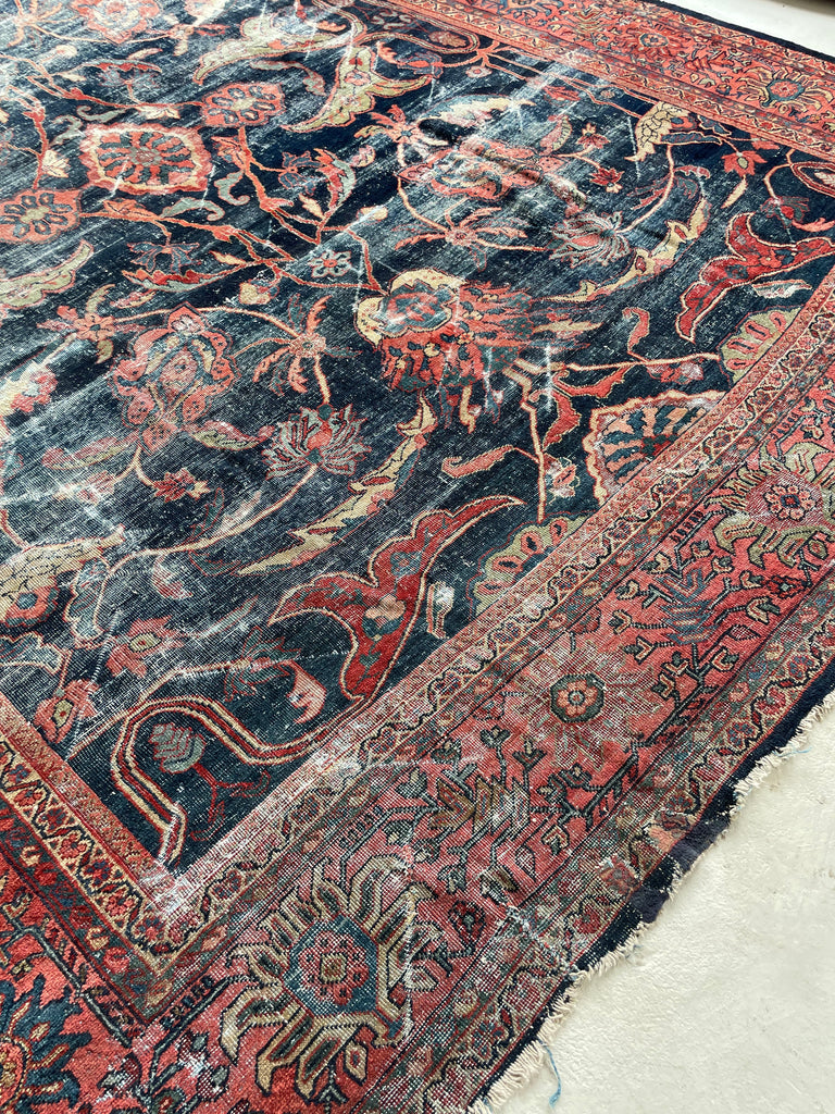 GORGEOUS Distressed Arabesque Antique Persian Mahal | Large Spirling Root & Vine Motif | 10.4 x 14