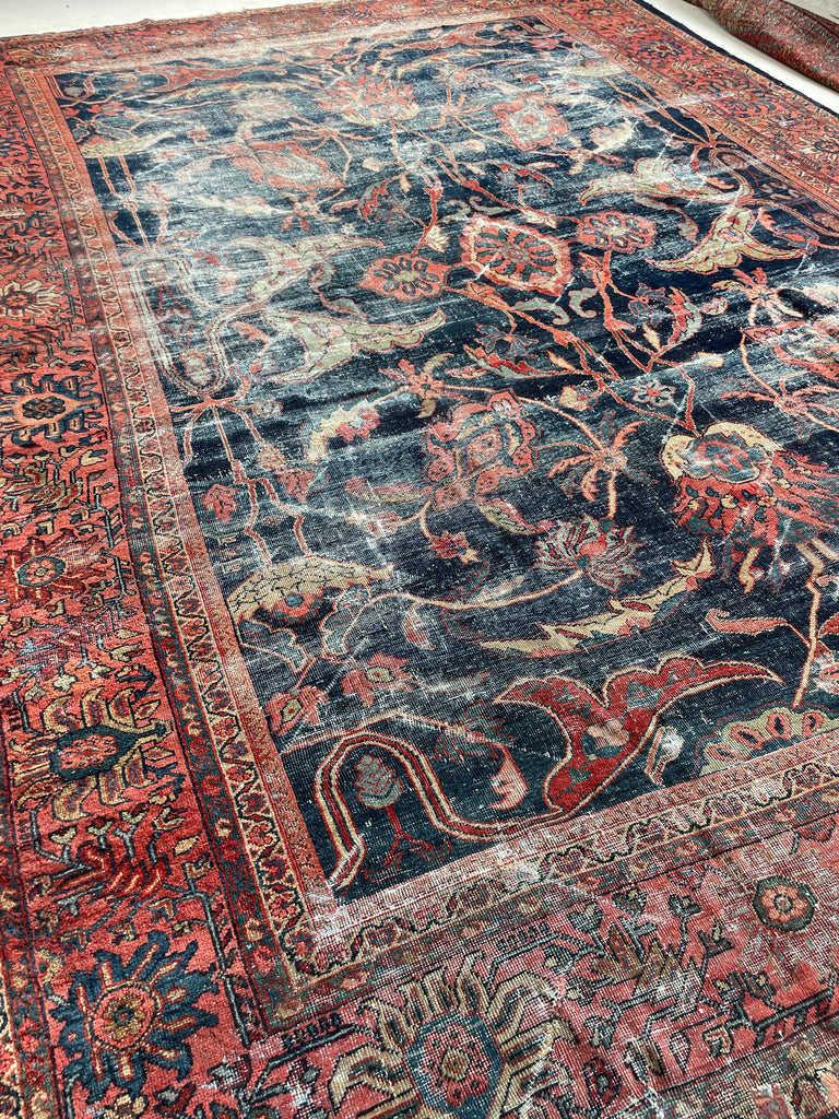 GORGEOUS Distressed Arabesque Antique Persian Mahal | Large Spirling Root & Vine Motif | 10.4 x 14