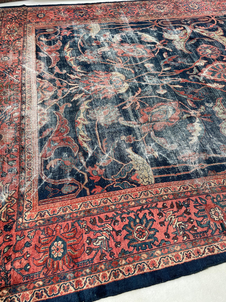 GORGEOUS Distressed Arabesque Antique Persian Mahal | Large Spirling Root & Vine Motif | 10.4 x 14