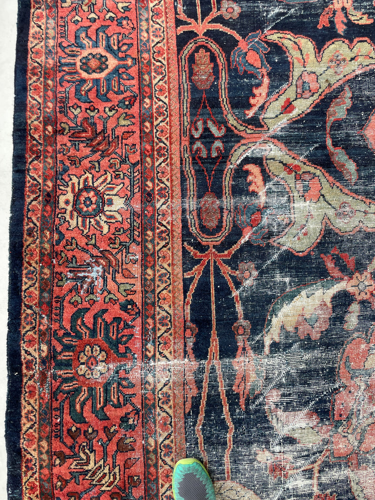 GORGEOUS Distressed Arabesque Antique Persian Mahal | Large Spirling Root & Vine Motif | 10.4 x 14